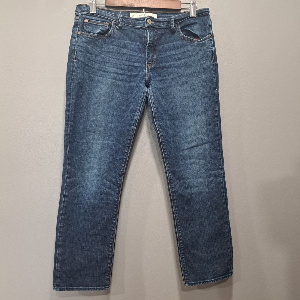 Abercrombie & Fitch‎ Perfect Stretch Medium Wash Straight Leg Jeans Womens 12/31